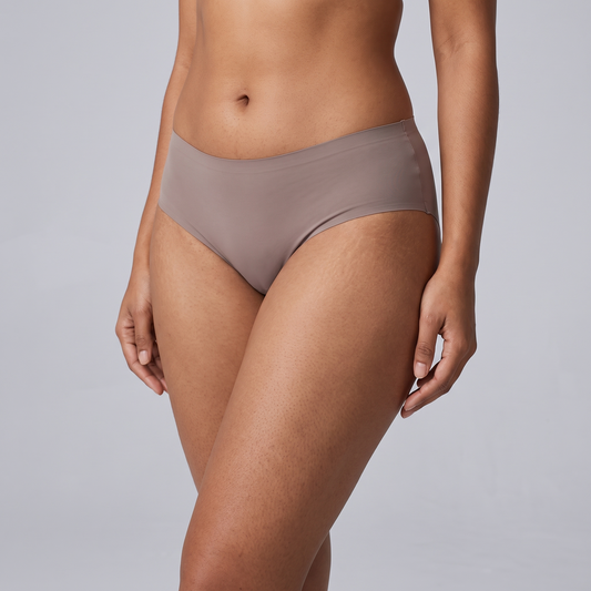 Everyday Seamless Hipster Panty in Taupe worn by model